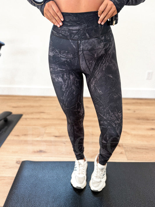 Birdie Elevated Motion Leggings | Carbon Camo by Birdie