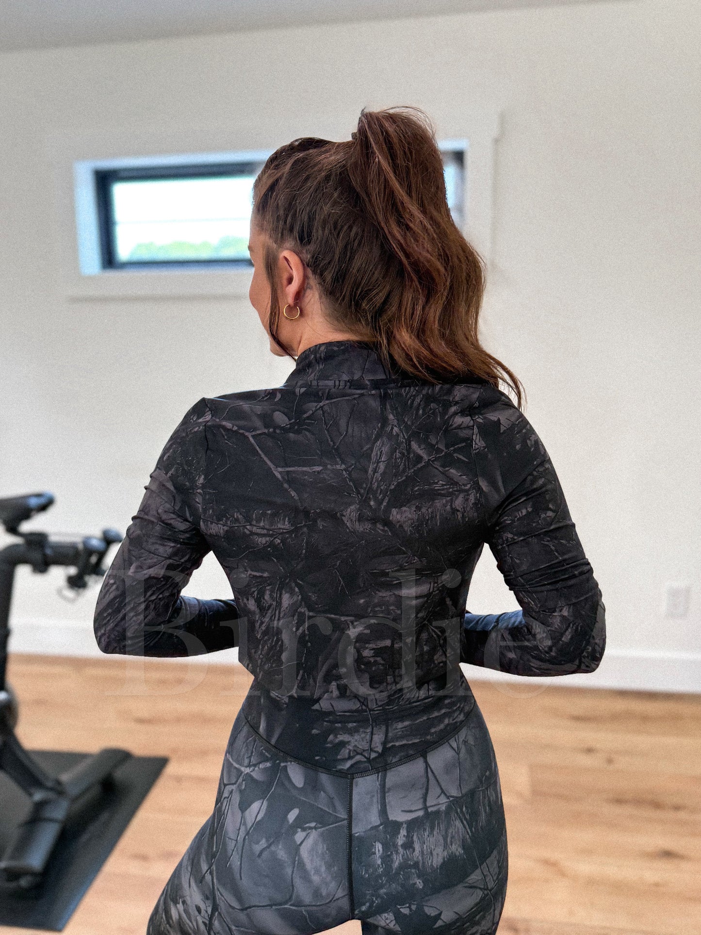 Birdie Elevated Motion Jacket | Carbon Camo Activewear by Birdie