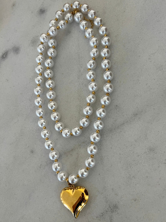 WRAP AROUND PEARL HEART NECKLACE by Chansuttpearls