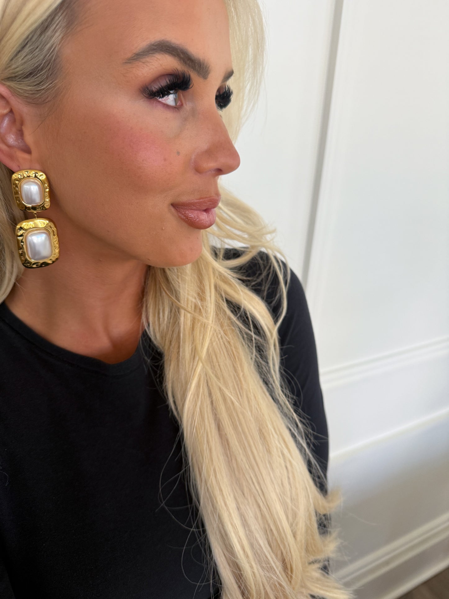 THE ALLISON EARRING by Chansuttpearls