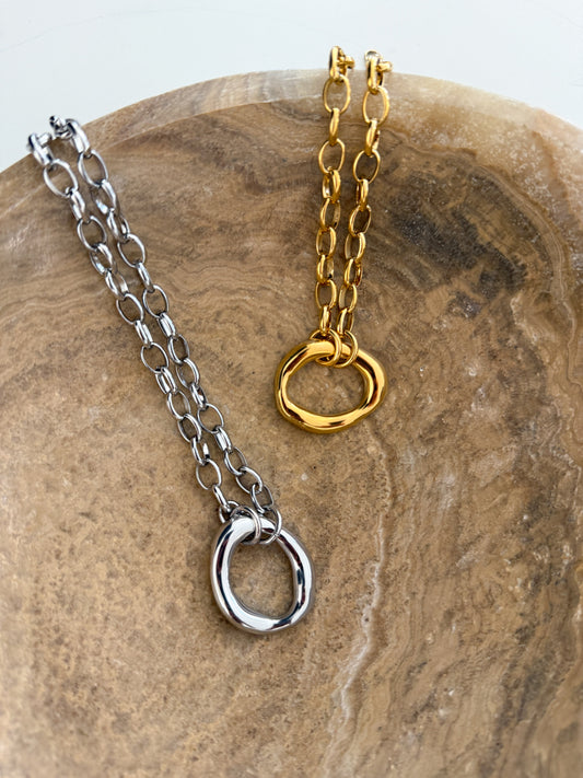 THE SCOTTY NECKLACE by Chansuttpearls