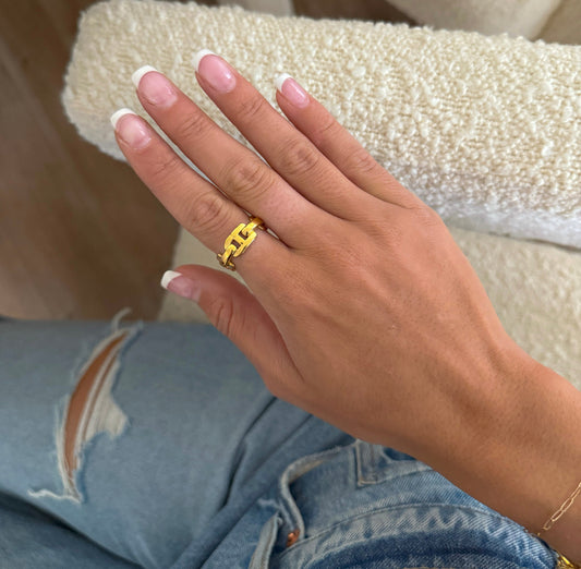 PARKER RING by Chansuttpearls