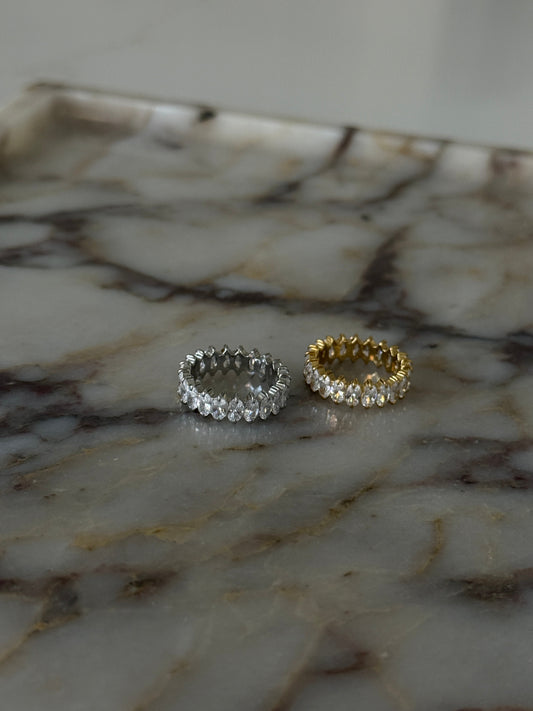 VANESSA RING by Chansuttpearls