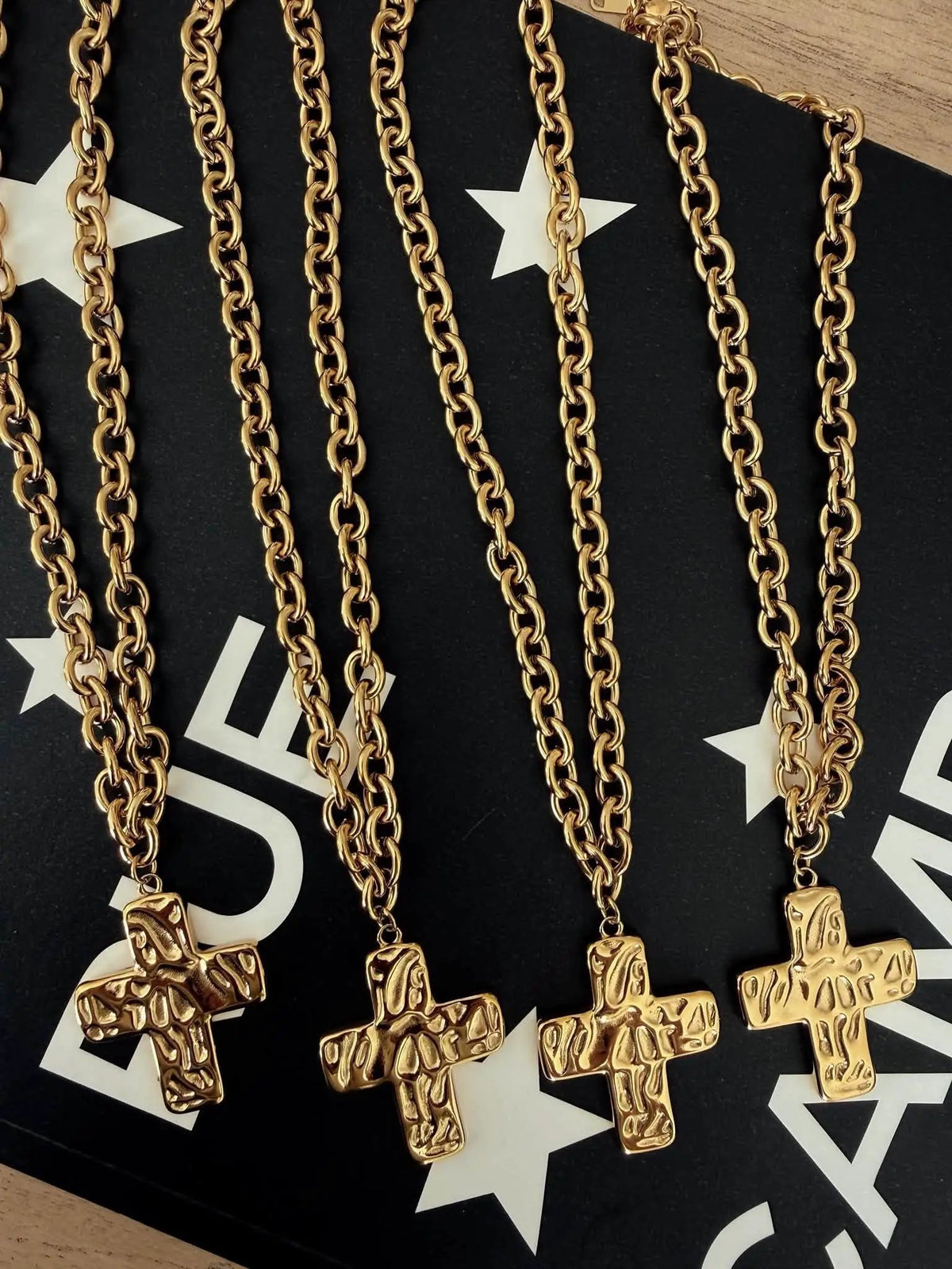 THE HAMMERED CROSS NECKLACE by Chansuttpearls