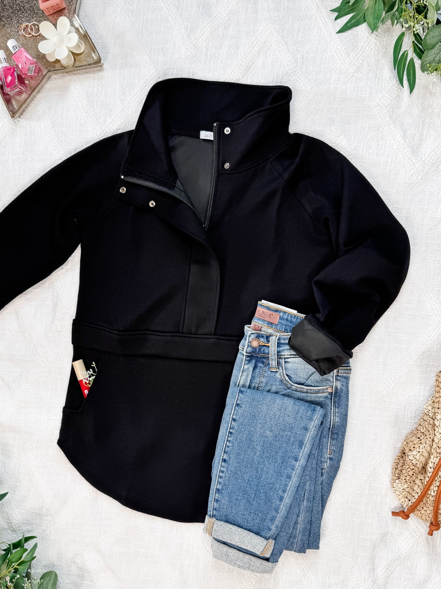 IN STOCK Mia Scuba Halfzip - Black FINAL SALE