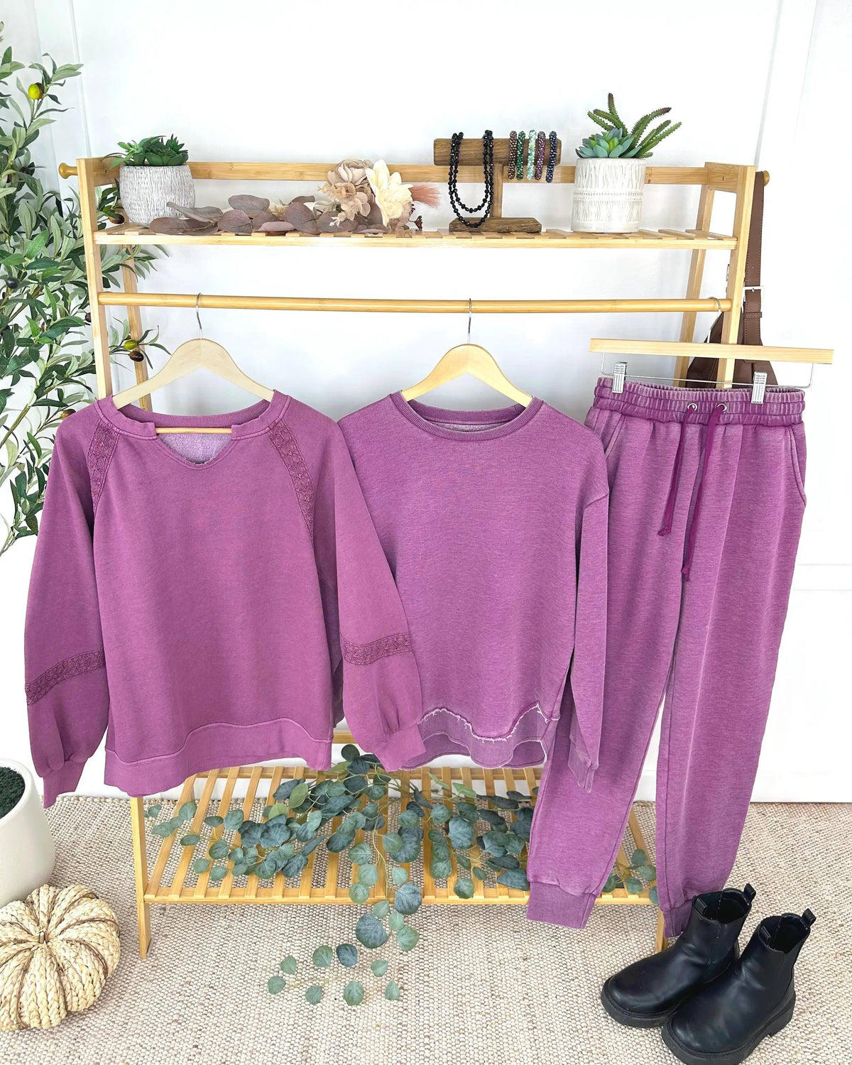 Womens Vintage Wash Crew Neck Pullover Featuring Curved Hem