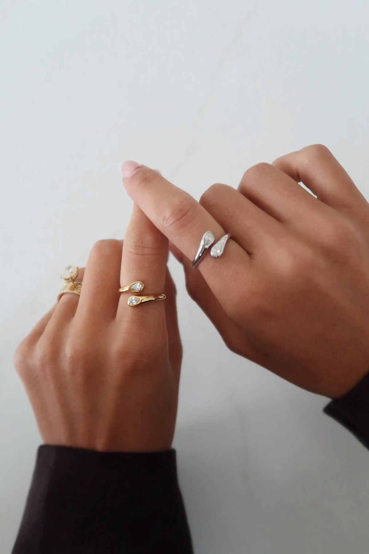 JOELLE RING by Chansuttpearls