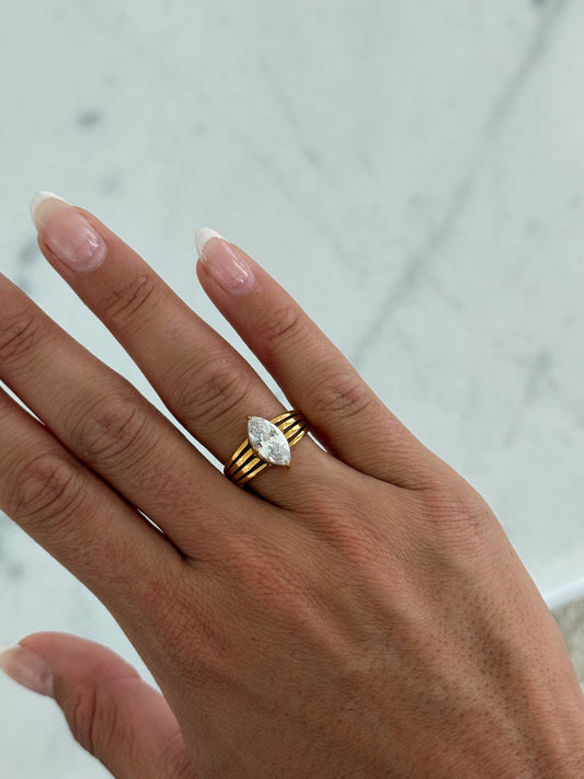 EMILY RING by Chansuttpearls