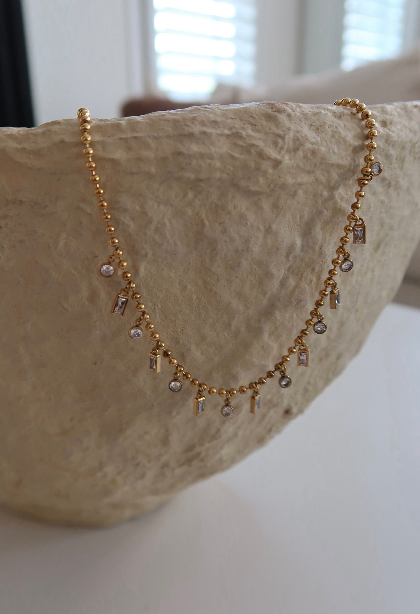 SOPHIE NECKLACE by Chansuttpearls