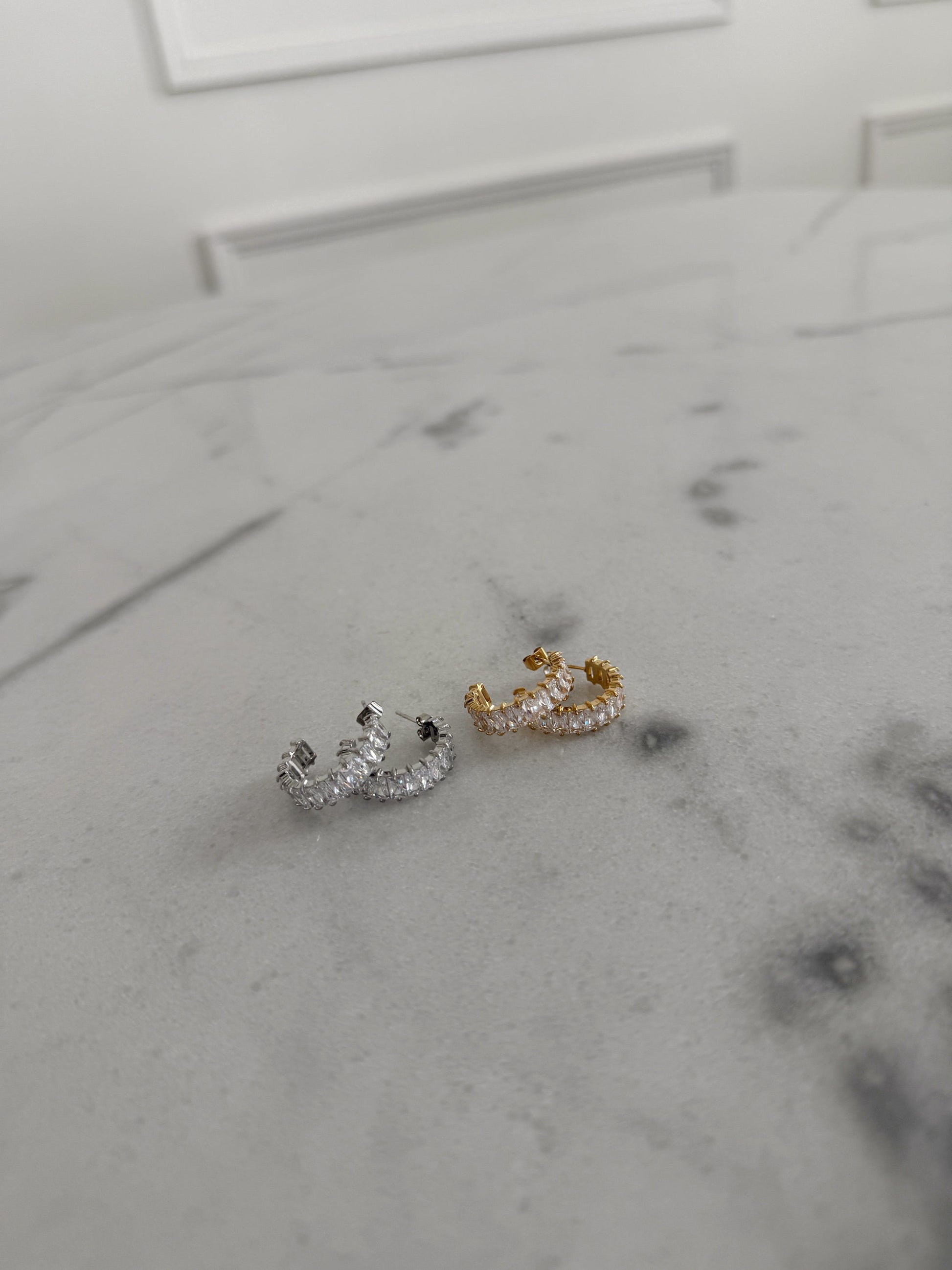 VANESSA EARRINGS by Chansuttpearls