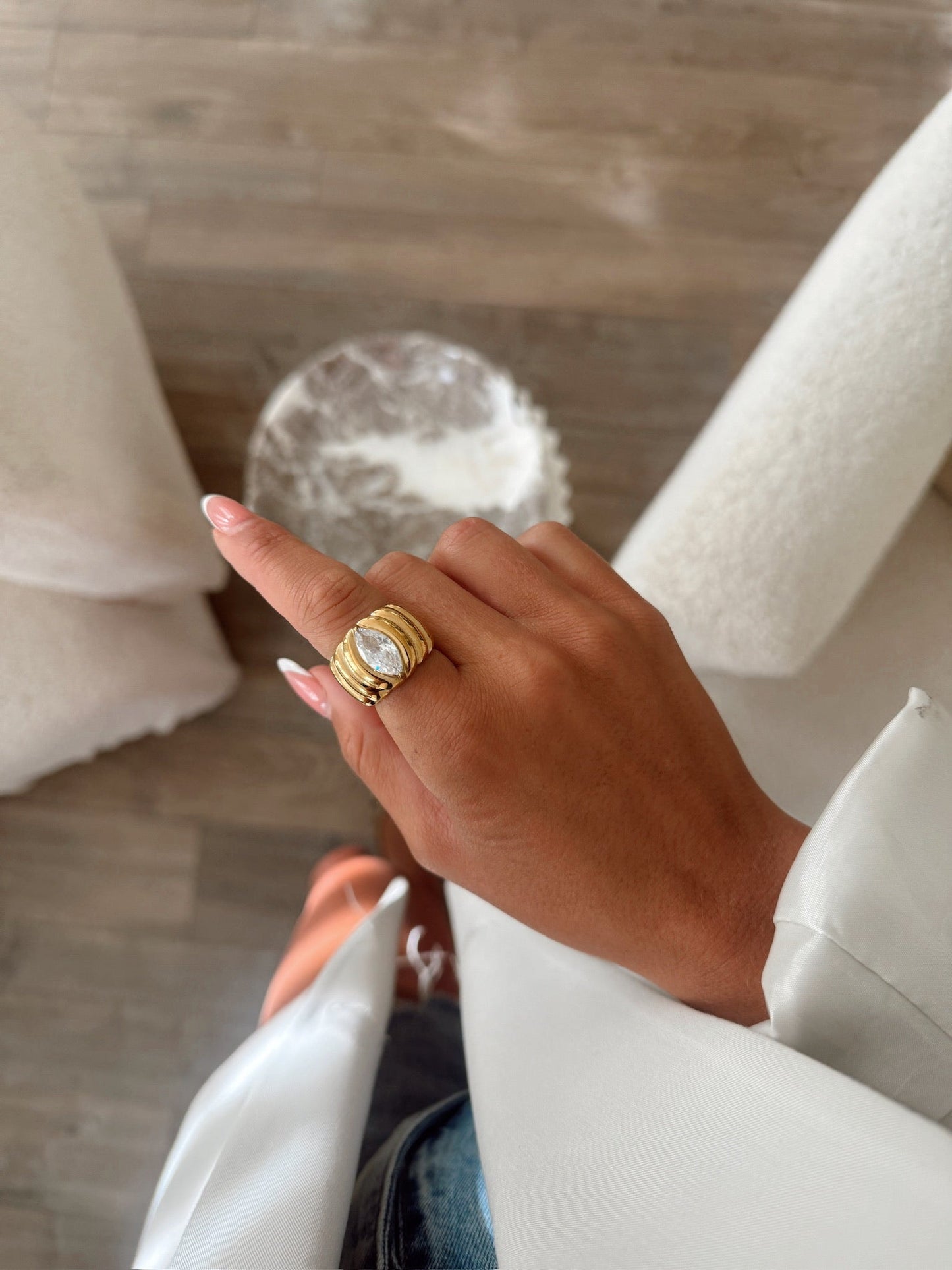 ANNA RING
