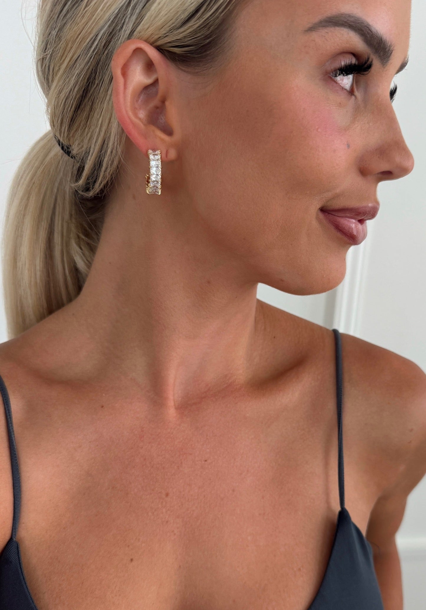 VANESSA EARRINGS by Chansuttpearls