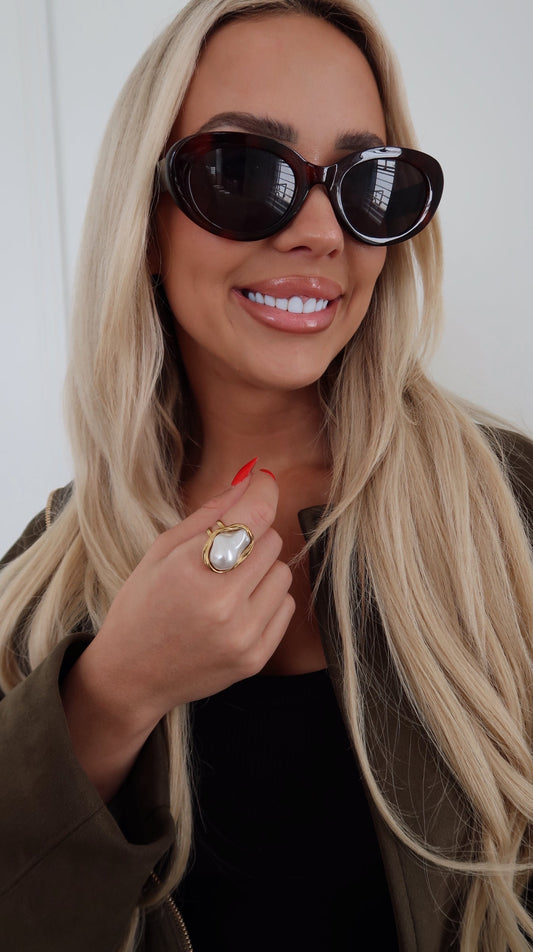 SHERRY RING by Chansuttpearls