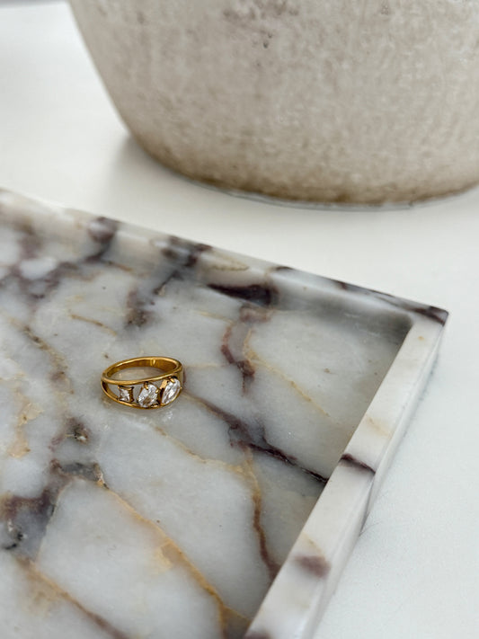 MORGAN RING by Chansuttpearls