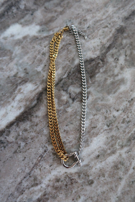 MABLE NECKLACE by Chansuttpearls