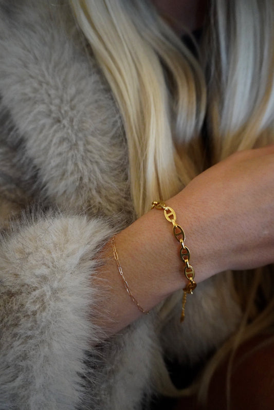 Mia Bracelet Water Resistant Lifetime Warranty 7 To 9 Inches