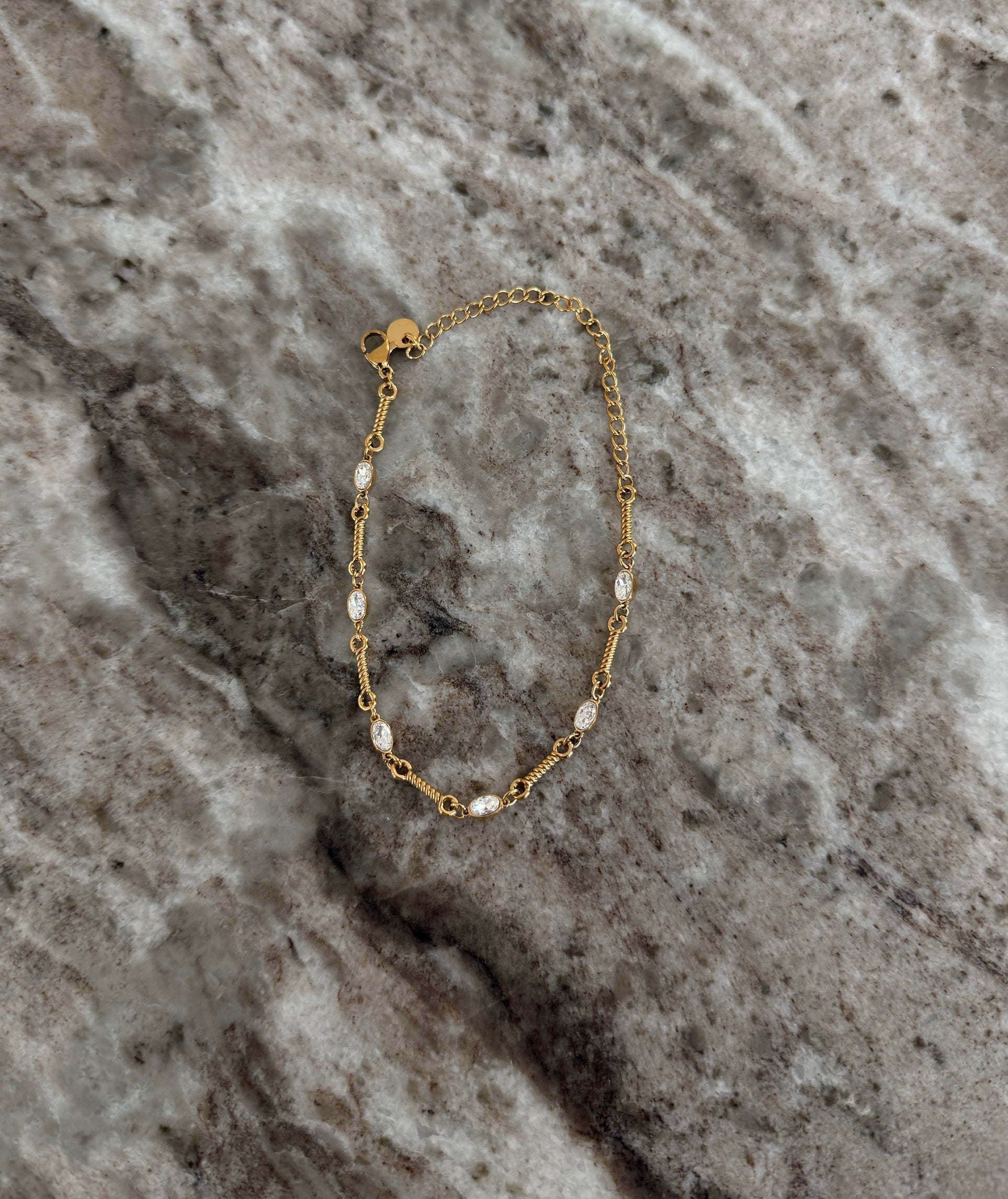 IZZY BRACELET/ ANKLET by Chansuttpearls