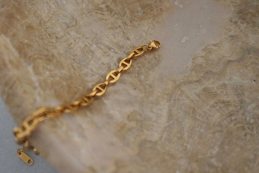 MIA BRACELET by Chansuttpearls