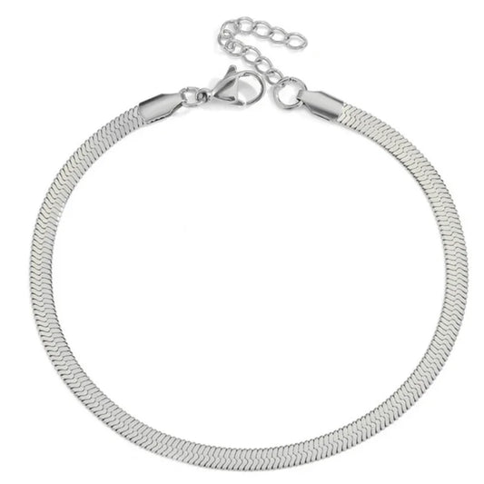 THICK SILVER HERRINGBONE BRACELET by Chansuttpearls