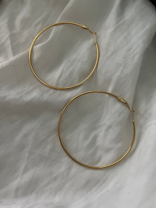 XL GOLD HOOPS by Chansuttpearls